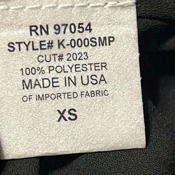 Revolve Krista women’s blouse black long sleeve high collar button in back event - Picture 10 of 11